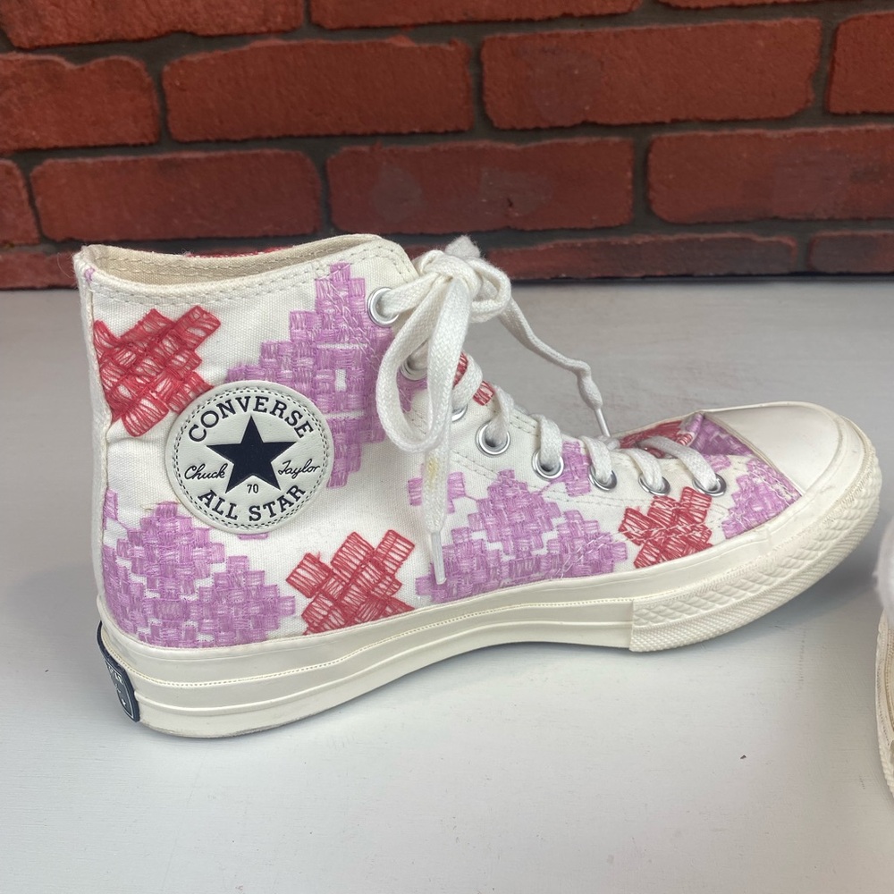 Colorful High-Top Women's Sneakers - Picture 4 of 6